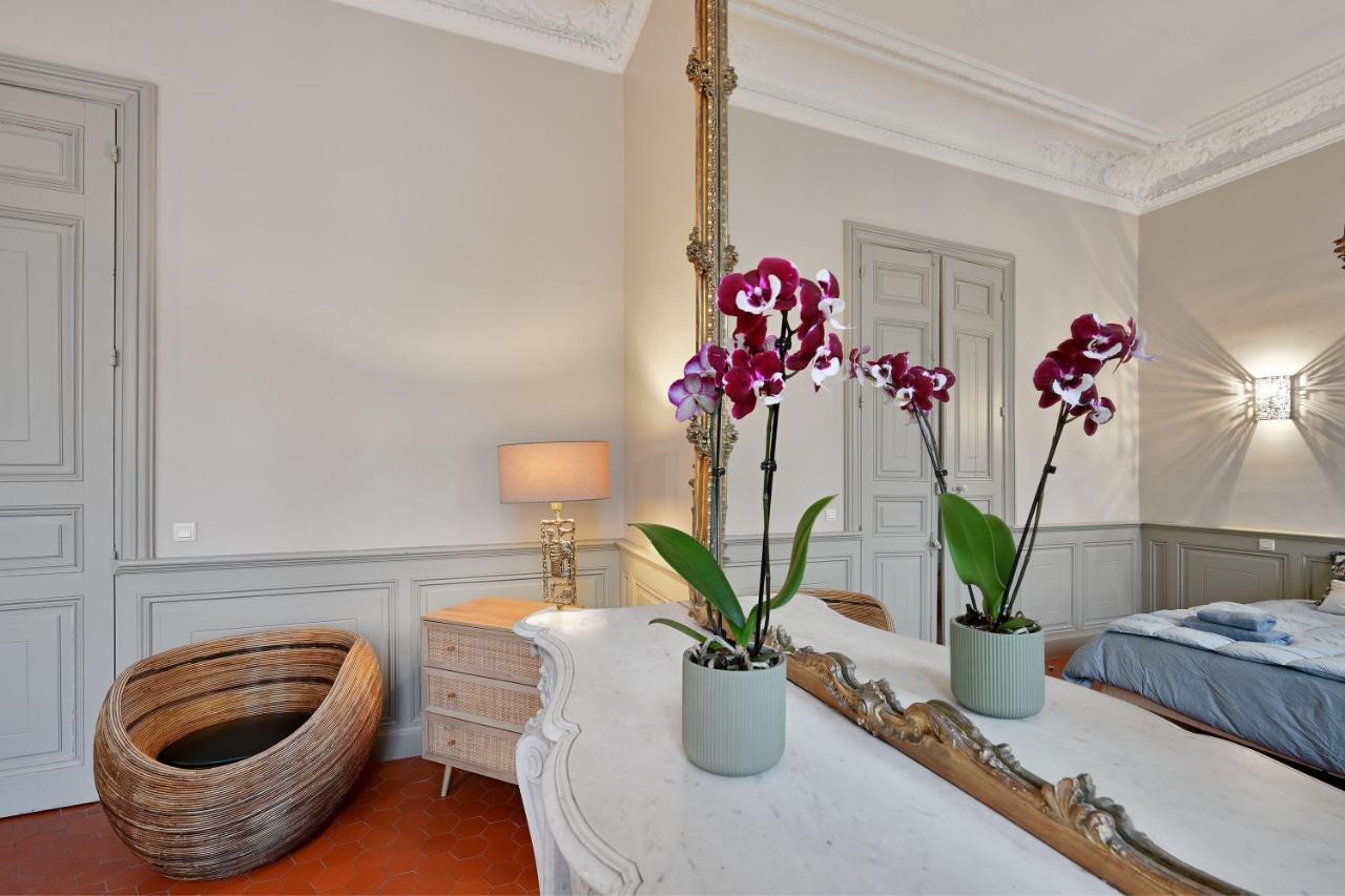 Apartamento Le Vieux Sextier - Ac Clim - Lumineux - Wifi - Hypercentre Aviñón Exterior foto